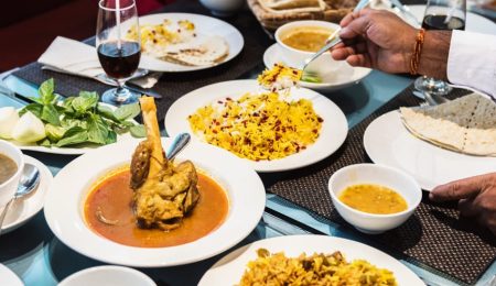 Exploring Dubai's Vibrant Food Scene