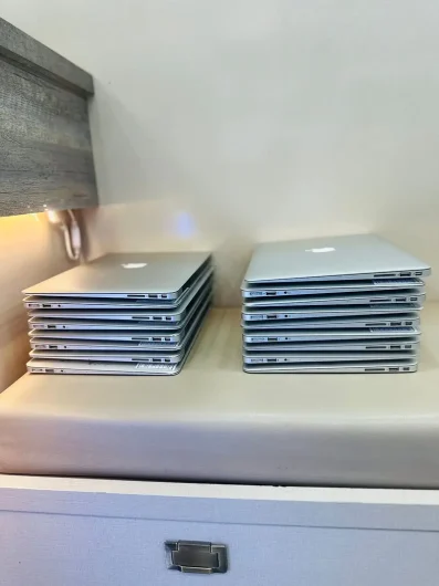 Apple Macbook Air 2017 Core i5 , 8GB RAM, 128GB Laptop for Sale