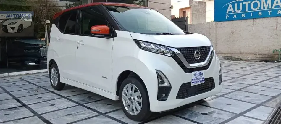 Rs 3,850,000 Nissan Dayz Highway Star G 2021 PCSIR Society Phase 2, Lahore