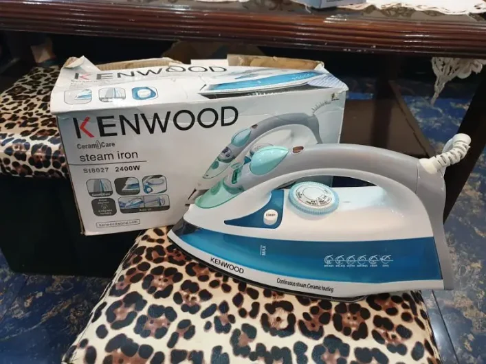 Rs 3,500 Kenwood iron Bahria Town – Sector B, Lahore