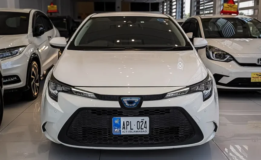 Rs 8,000,000 Toyota Corolla Cross / 12 Generation Hybrid 2020 Automatic Hayatabad, Peshawar