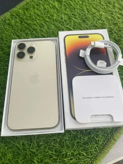 Rs 32,000 i Phone 8plus, 11,12,13,14,15 pro max on instalment Whatsap 3261927684 Agha Shahi Avenue, Islamabad