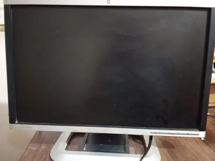 Rs 6,000 hp monitor 24 inch LCD best for use Malir Cantonment, Karachi