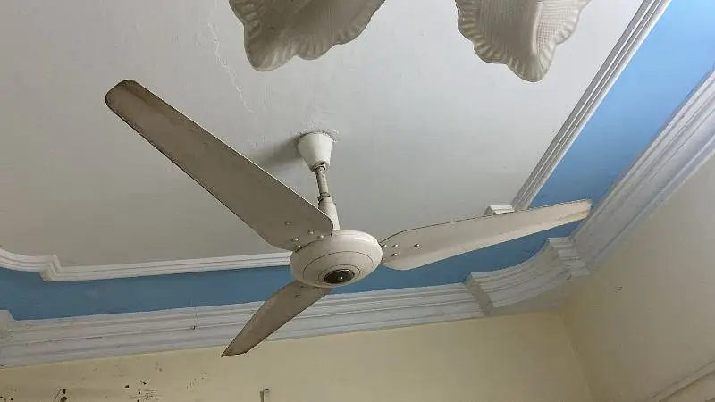 Rs 4,000 fan celling Gulshan-e-Iqbal Town, Karachi