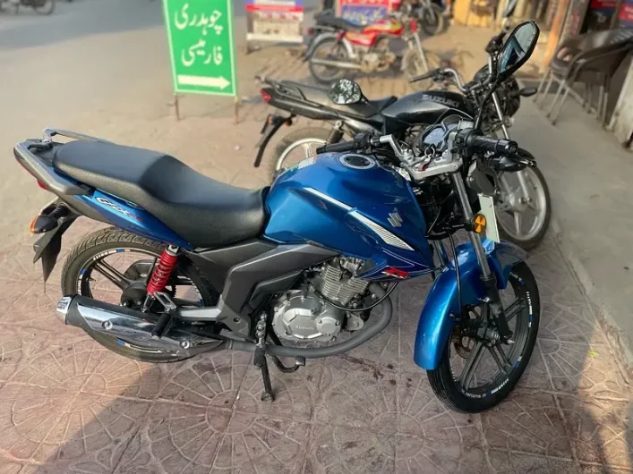 Rs 395,000 *Suzuki Gixxer 125 Oringinal Blue Color* Peoples Colony No 1, Faisalabad