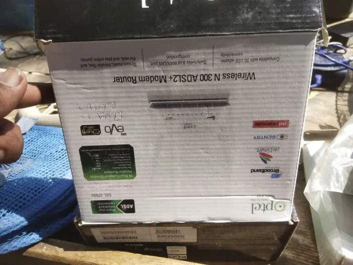 Rs 4,000 PTCL WIFI DEVICE WITH FIBER CONNECTOR Latifabad Unit 8, Hyderabad