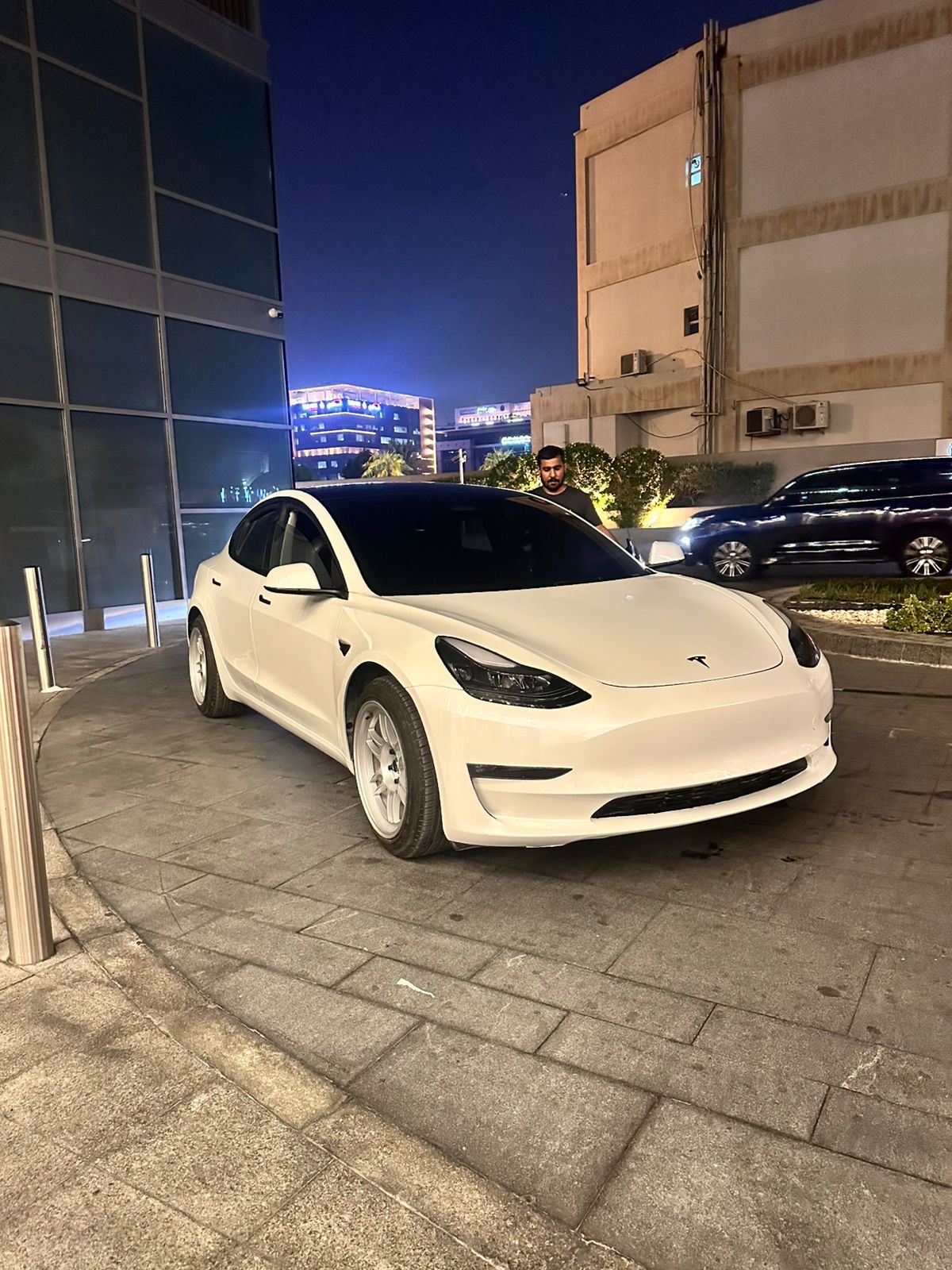 TESLA MODEL-3 -2023|PEARL WHITE|78000 KM|GCC|DIRECT OWNER,AED 89500/-