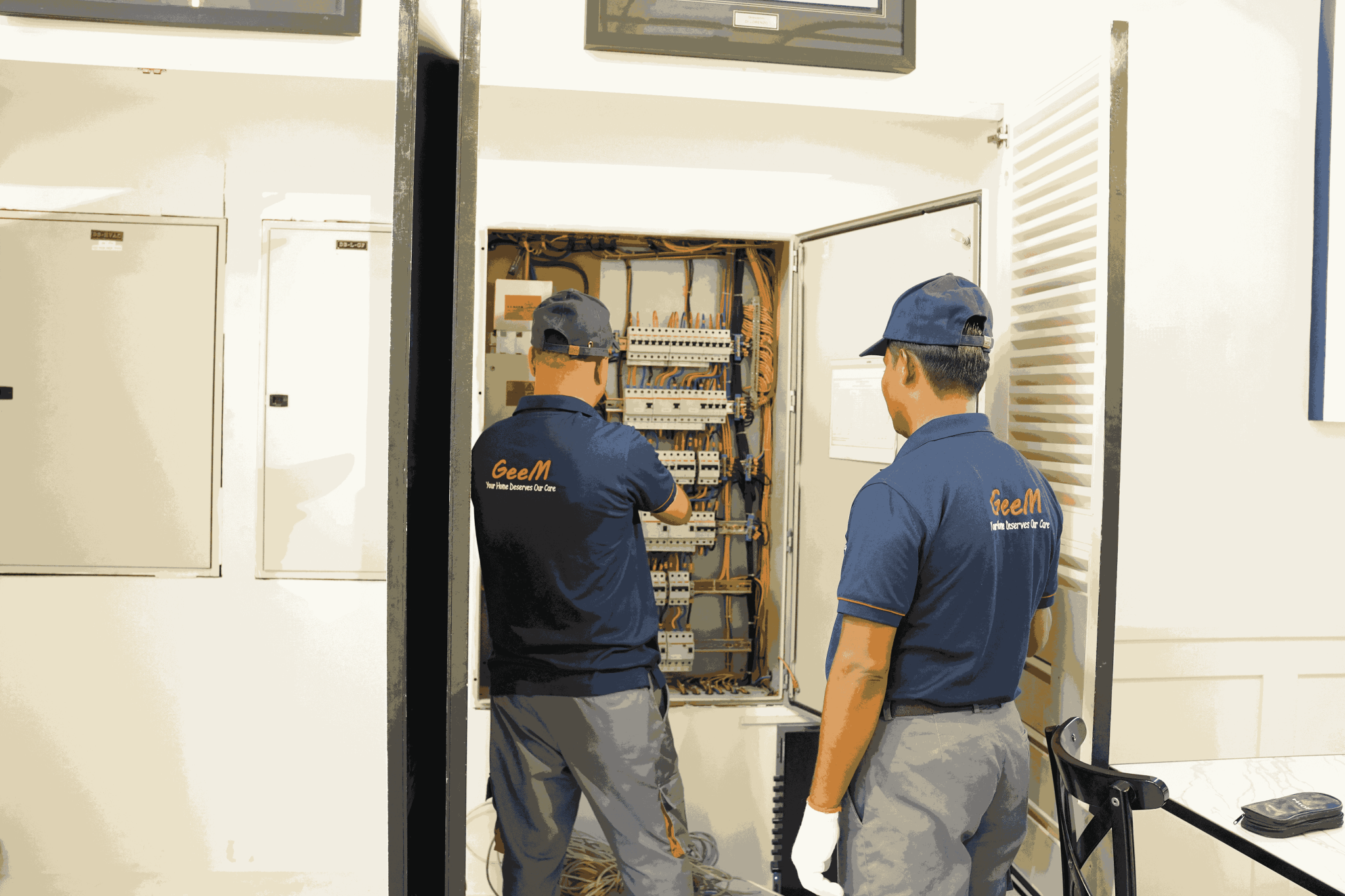 AMC Services Dubai | 24/7 Villa & Office Maintenance | Call 8004336