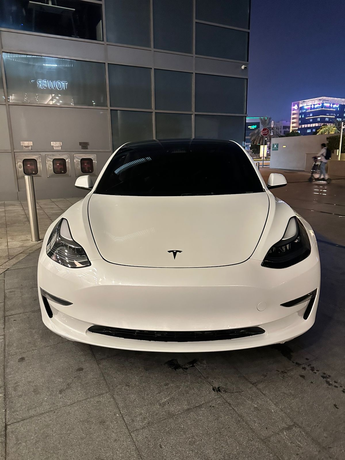 TESLA MODEL-3 -2023|PEARL WHITE|78000 KM|GCC|DIRECT OWNER,AED 89500/-