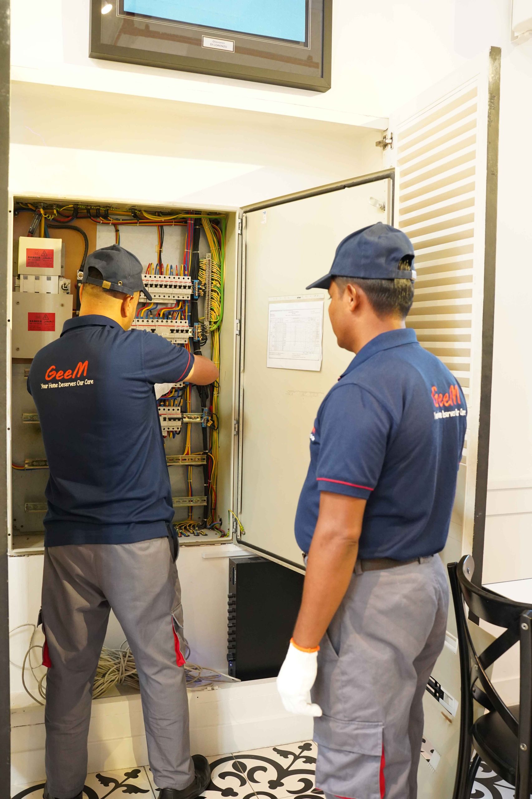 Professional Handyman in Dubai | Call 8004336