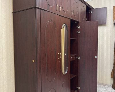 Wardrobe-with-Ample-Storage-