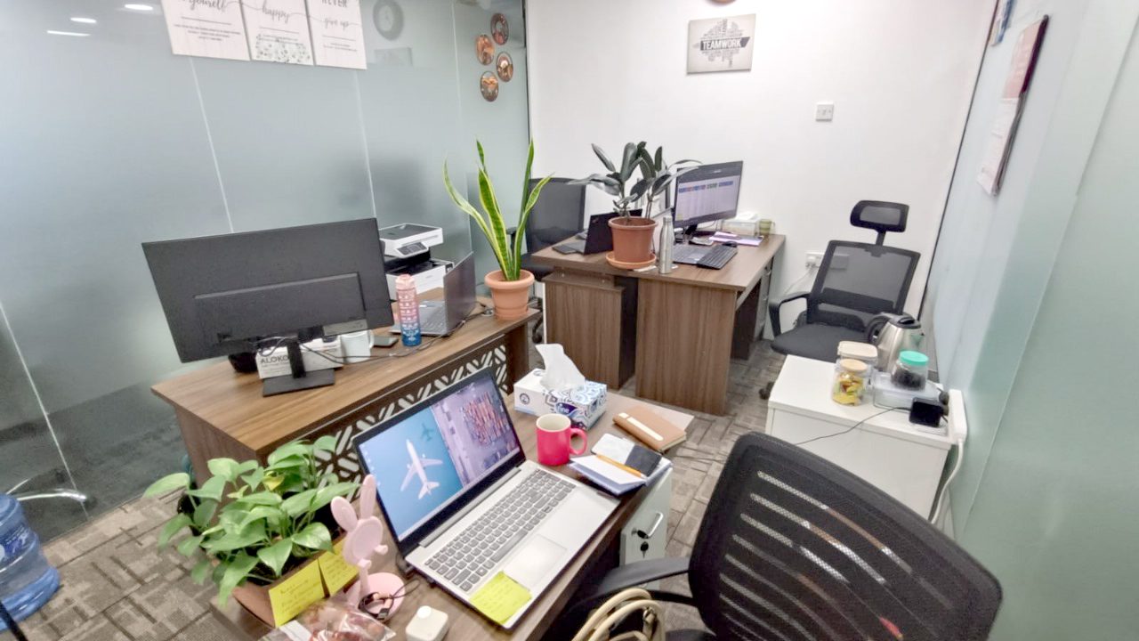 Office for Rent available urgent