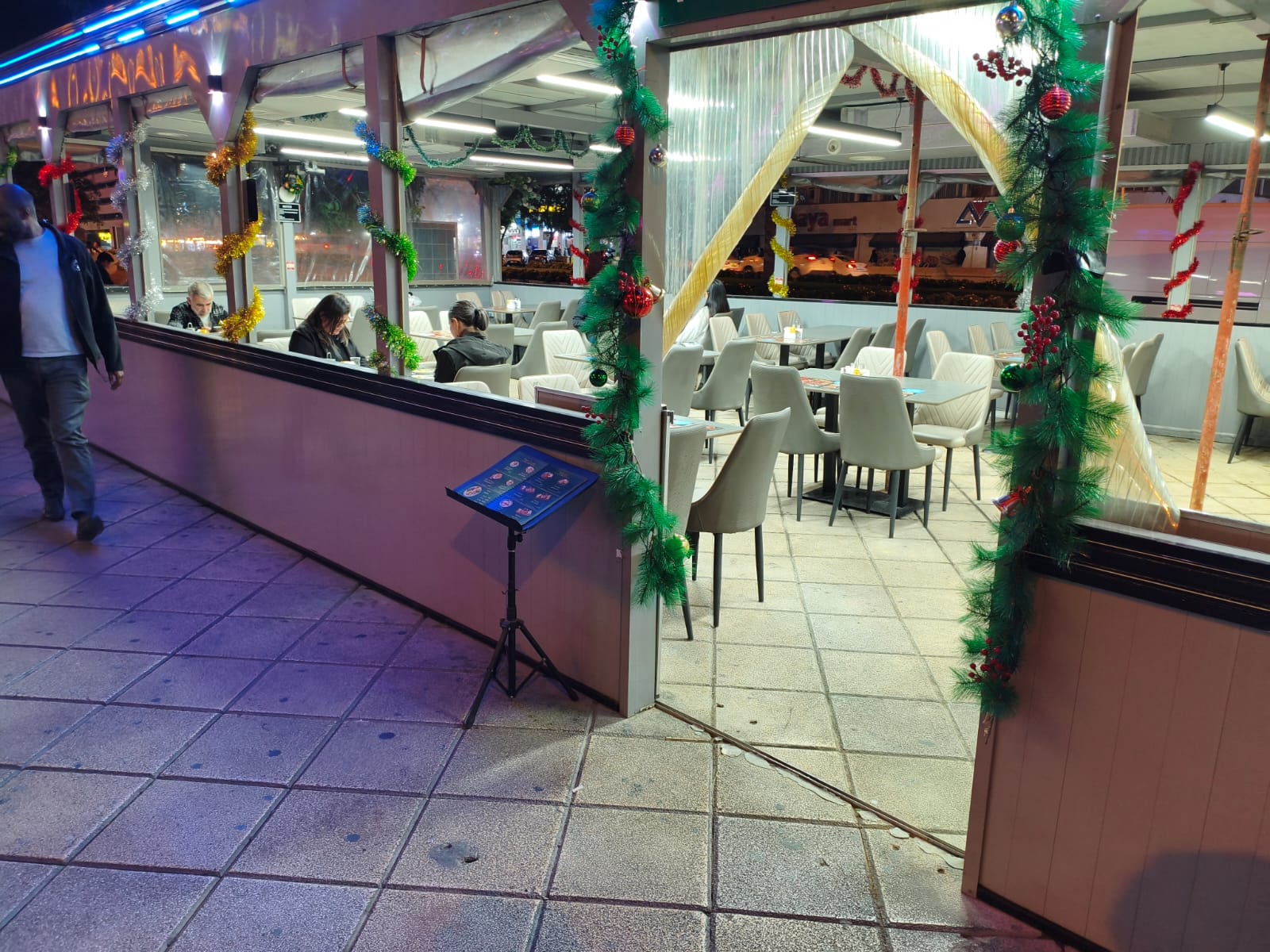 Prime Turkish Restaurant Cafe for Transfer – Al Muraqqabat, Deira- مطعم ومقهى تركي مربح للبيع