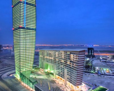 ubora_exterior-nightclose_caedas