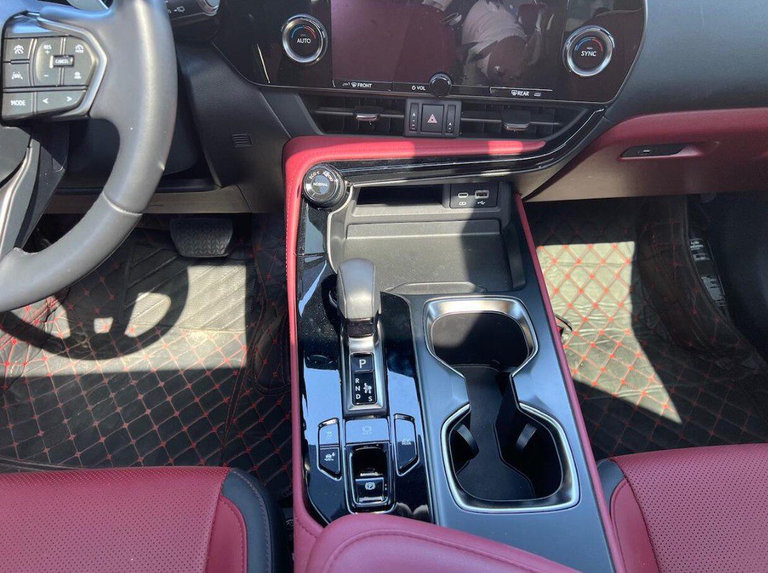 Lexus NX350h 2024 – Premier Trim (GCC)